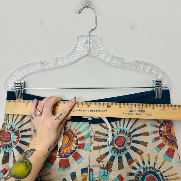 Body Glove Tan And Blue Sun Print Board Shorts Men’s Size 32 - Picture 2 of 9